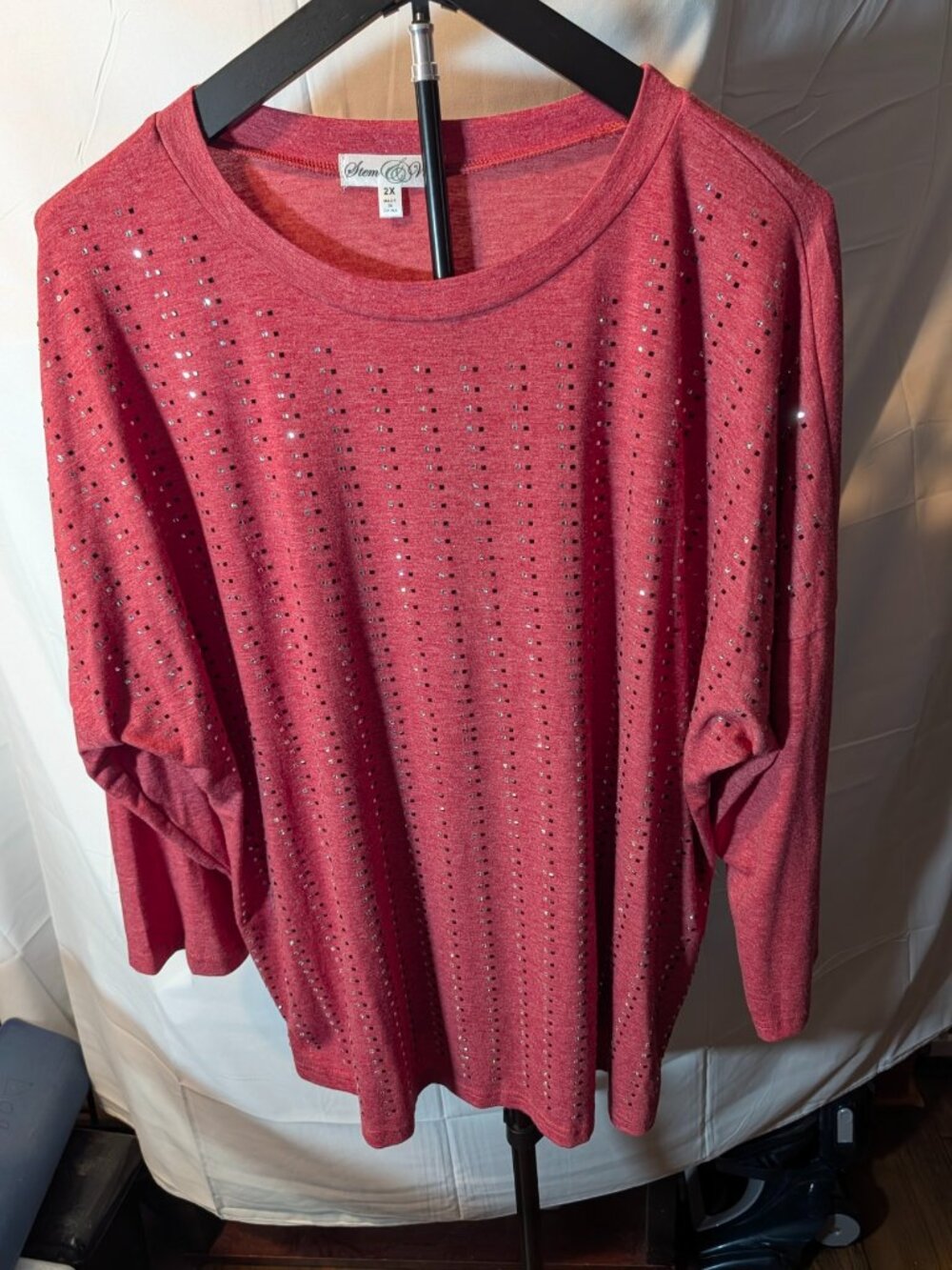 Stem & Vine 2XL Women's Red Long Sleeve T-Shirt w/Black & Silver Rhinestones